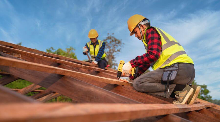Professional Flat Roofing Installation services in Meadow, UT